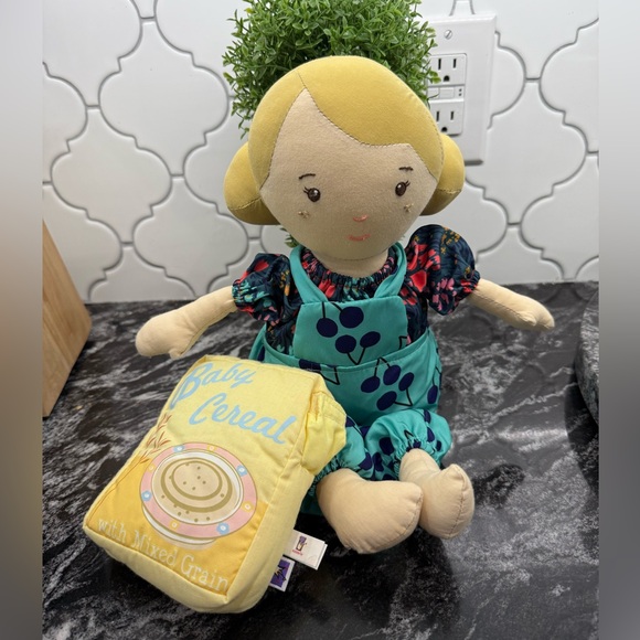 Manhattan Toy Other - Manhattan Toy Ollie Playdate Friends Doll with Cereal Plush